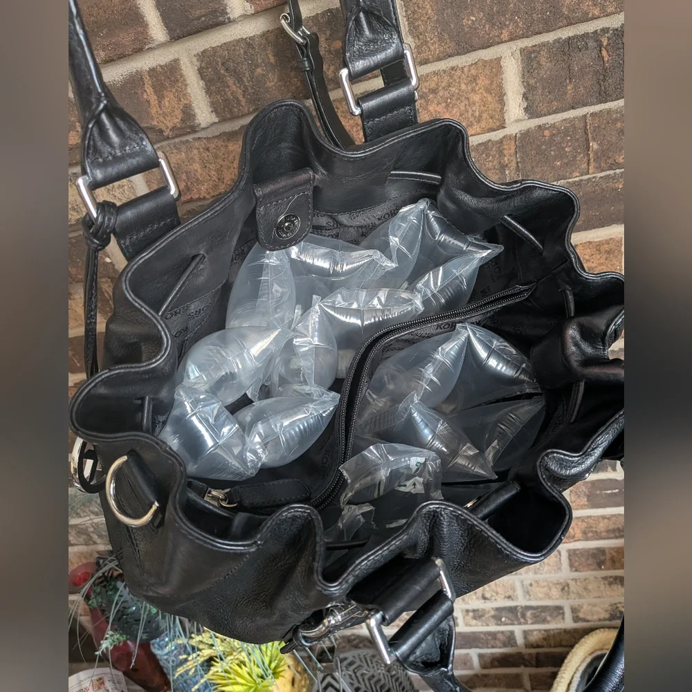 Michael Kors Grayson Black Leather Handbag Silver Hardware - Picture 10 of 16